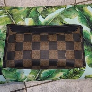 Fendi~Large Clutch/Makeup Bag/Carry All ~